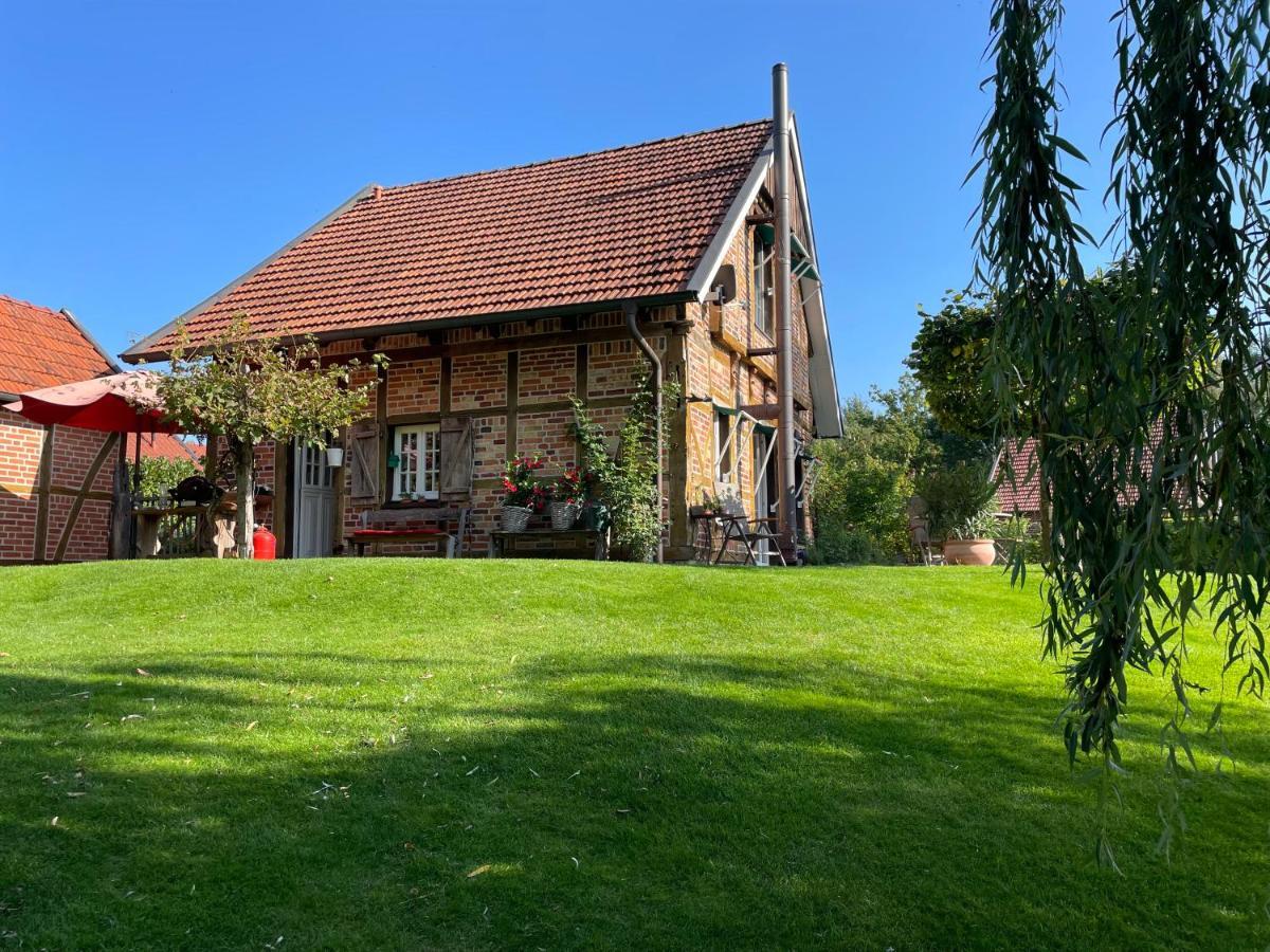 Gemuetliches Fachwerkhaus Am See Mit Kamin Warendorf Exterior foto