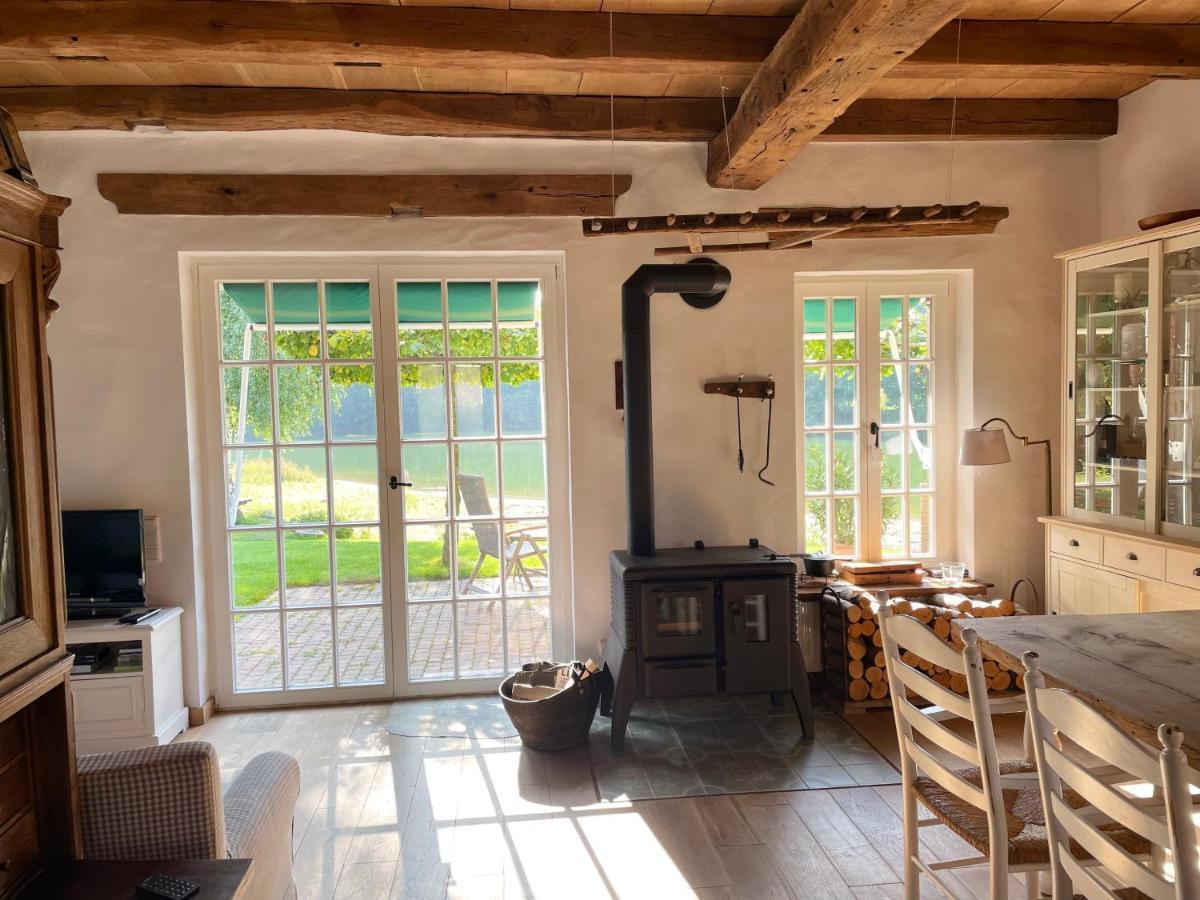 Gemuetliches Fachwerkhaus Am See Mit Kamin Warendorf Exterior foto