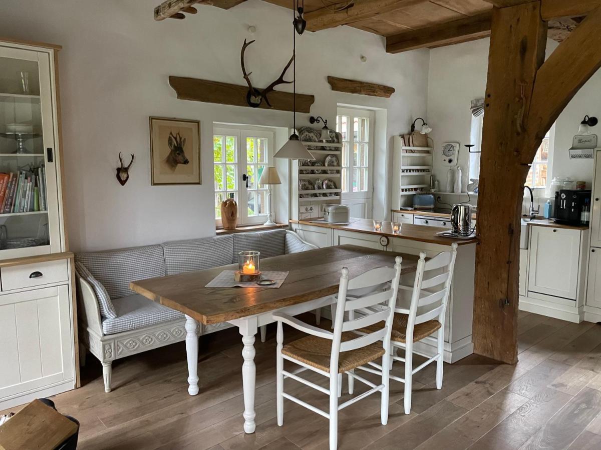 Gemuetliches Fachwerkhaus Am See Mit Kamin Warendorf Exterior foto